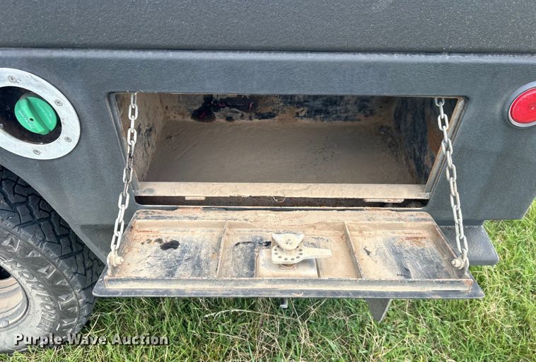 image for item DO6529 2012 Dodge Ram 3500HD flatbed pickup truck