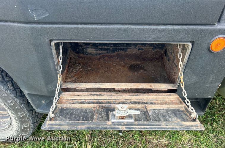 image for item DO6529 2012 Dodge Ram 3500HD flatbed pickup truck