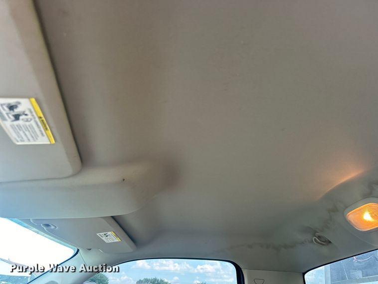 image for item DO6529 2012 Dodge Ram 3500HD flatbed pickup truck