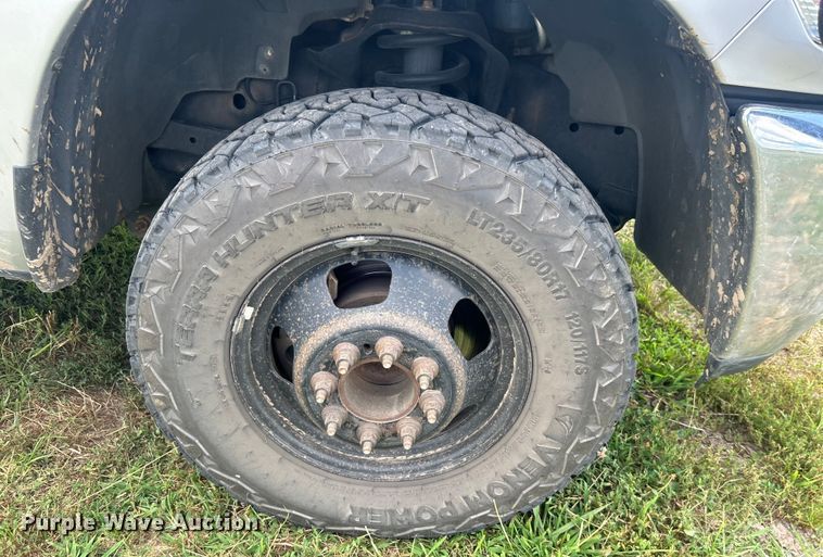 image for item DO6529 2012 Dodge Ram 3500HD flatbed pickup truck