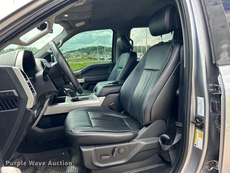 image for item DO6539 2020 Ford  F150 SuperCrew pickup truck