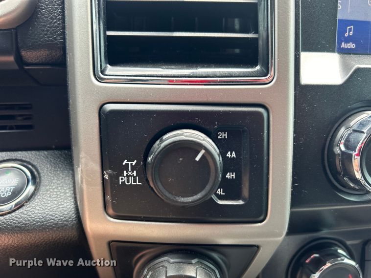 image for item DO6539 2020 Ford  F150 SuperCrew pickup truck