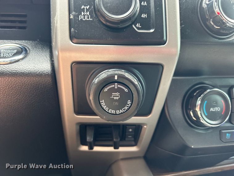 image for item DO6539 2020 Ford  F150 SuperCrew pickup truck