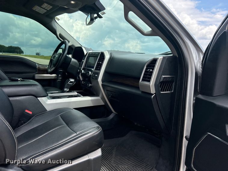 image for item DO6539 2020 Ford  F150 SuperCrew pickup truck