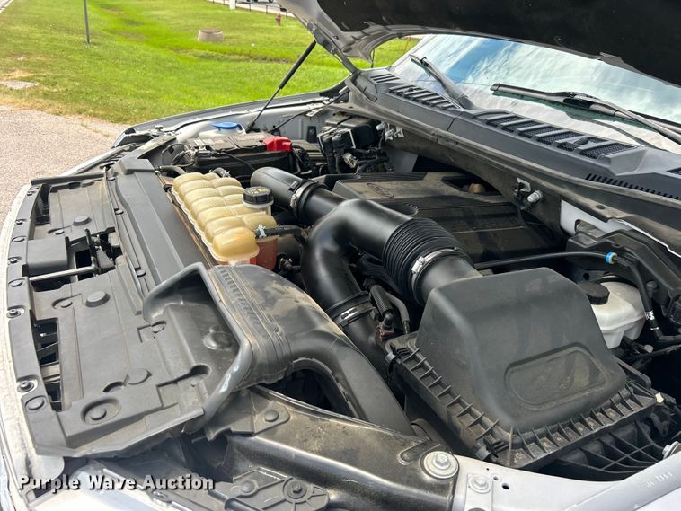 image for item DO6539 2020 Ford  F150 SuperCrew pickup truck