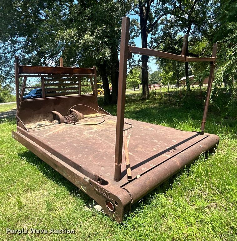 image for item DO6549 Winch truck bed