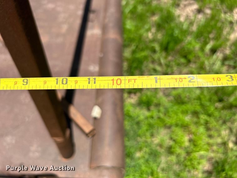 image for item DO6549 Winch truck bed