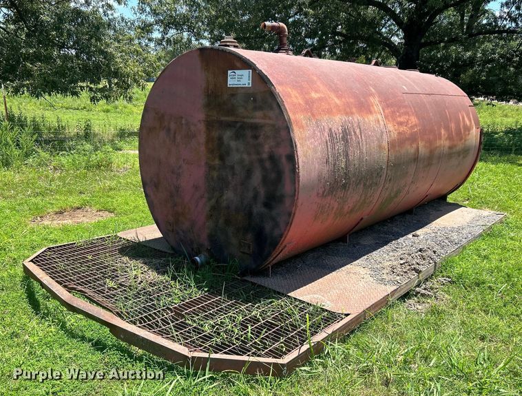 image for item DO6550 Shop Built Tank bed 