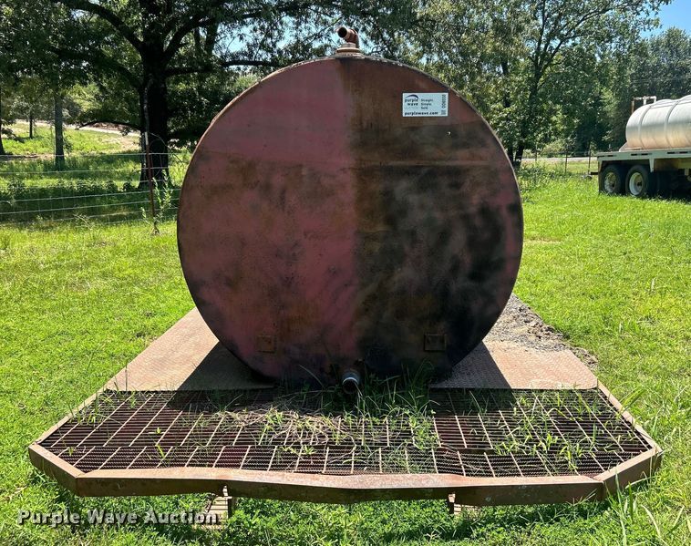 image for item DO6550 Shop Built Tank bed 