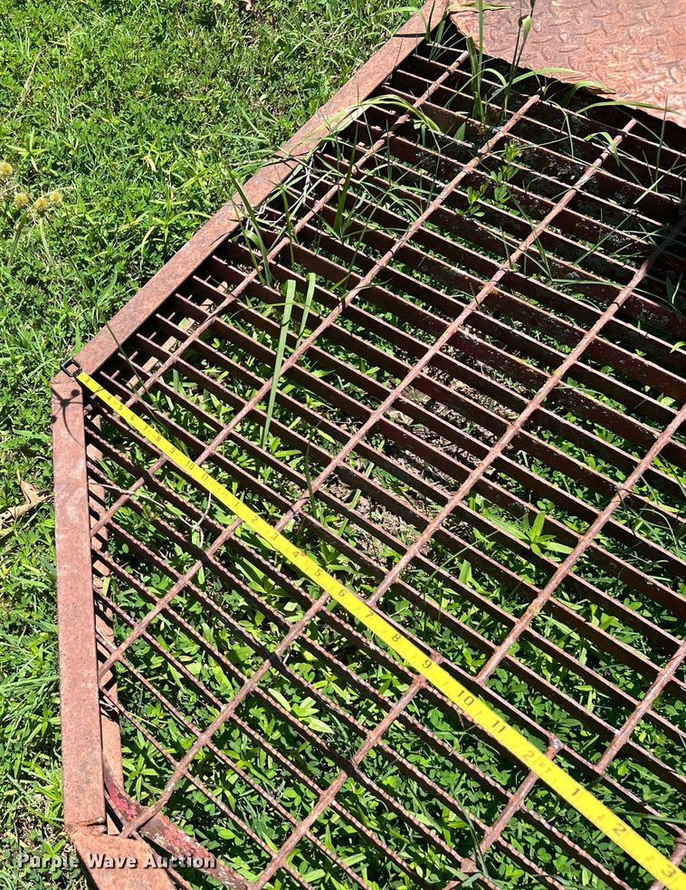 image for item DO6550 Shop Built Tank bed 