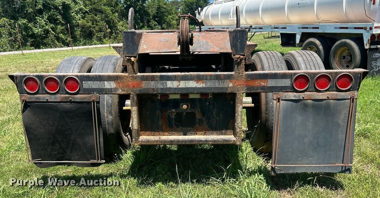 image for item DO6553 Shop Built roll-off container trailer
