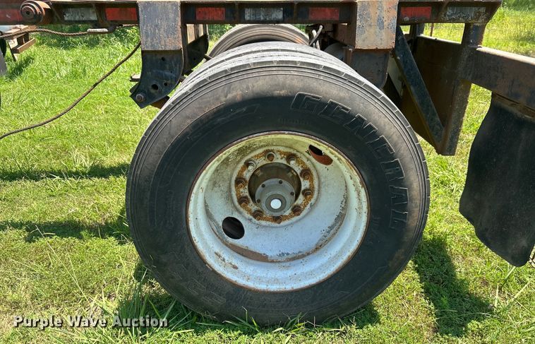 image for item DO6553 Shop Built roll-off container trailer