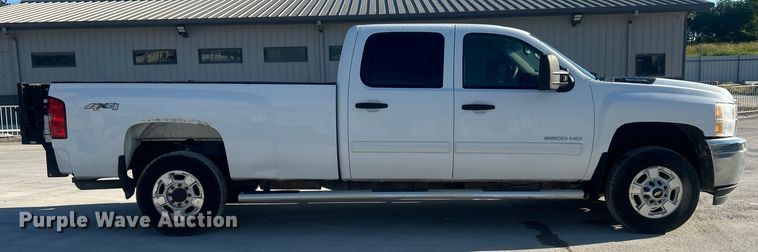 image for item DO6556 2012 Chevrolet  Silverado 2500HD Crew Cab pickup truck