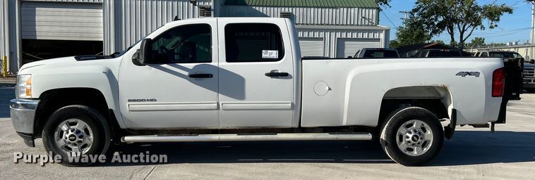 image for item DO6556 2012 Chevrolet  Silverado 2500HD Crew Cab pickup truck