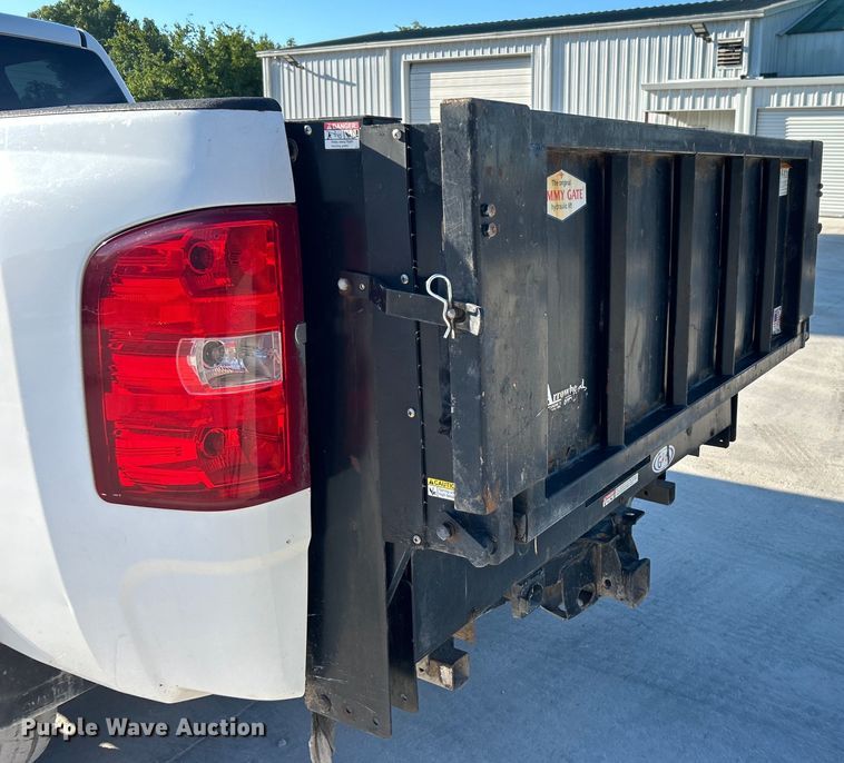 image for item DO6556 2012 Chevrolet  Silverado 2500HD Crew Cab pickup truck