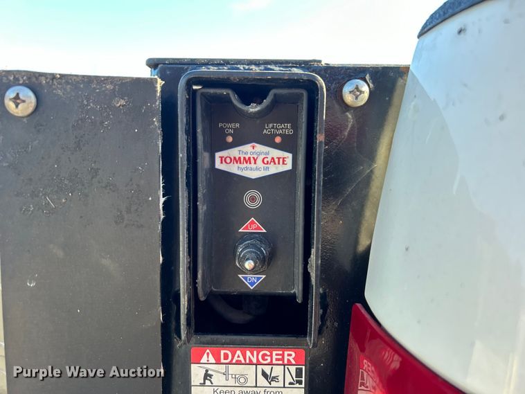 image for item DO6556 2012 Chevrolet  Silverado 2500HD Crew Cab pickup truck