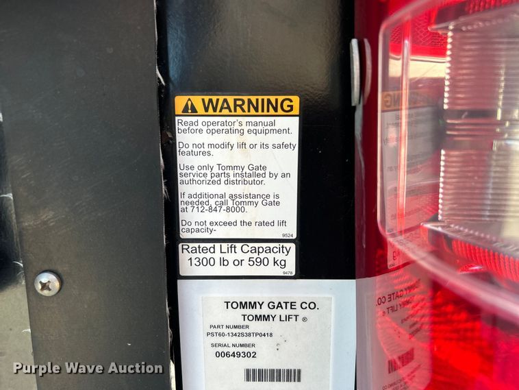 image for item DO6556 2012 Chevrolet  Silverado 2500HD Crew Cab pickup truck