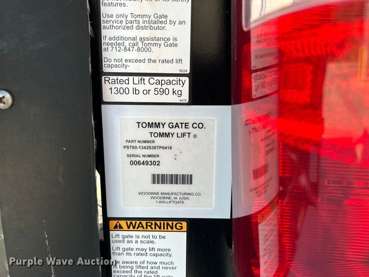 image for item DO6556 2012 Chevrolet  Silverado 2500HD Crew Cab pickup truck