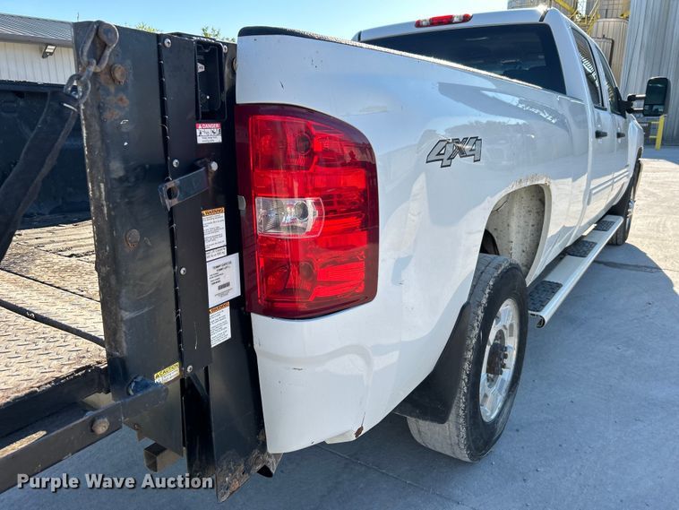 image for item DO6556 2012 Chevrolet  Silverado 2500HD Crew Cab pickup truck