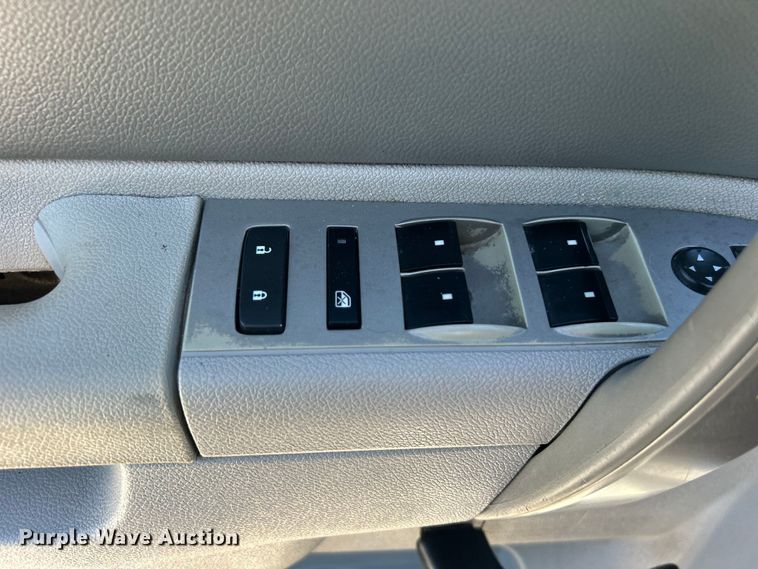 image for item DO6556 2012 Chevrolet  Silverado 2500HD Crew Cab pickup truck