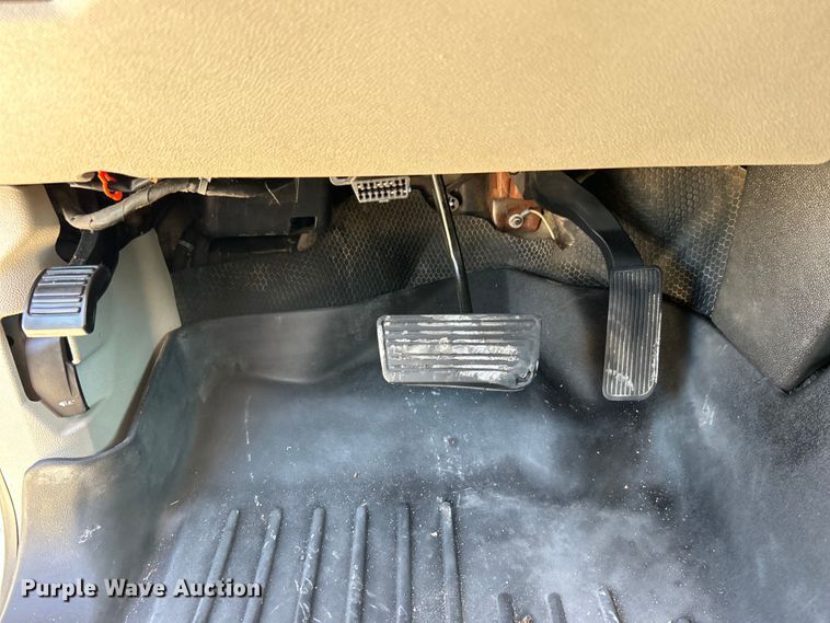 image for item DO6556 2012 Chevrolet  Silverado 2500HD Crew Cab pickup truck