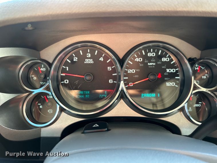 image for item DO6556 2012 Chevrolet  Silverado 2500HD Crew Cab pickup truck