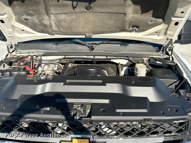 image for item DO6556 2012 Chevrolet  Silverado 2500HD Crew Cab pickup truck