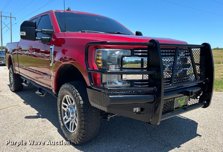 image for item DO6557 2019 Ford F250  Crew Cab pickup truck