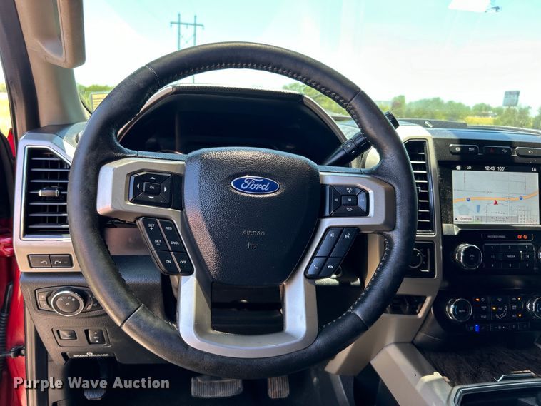 image for item DO6557 2019 Ford F250  Crew Cab pickup truck