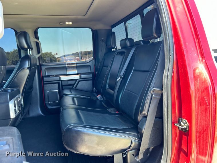 image for item DO6557 2019 Ford F250  Crew Cab pickup truck