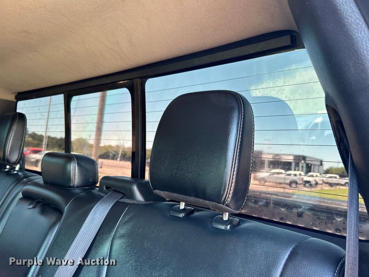 image for item DO6557 2019 Ford F250  Crew Cab pickup truck