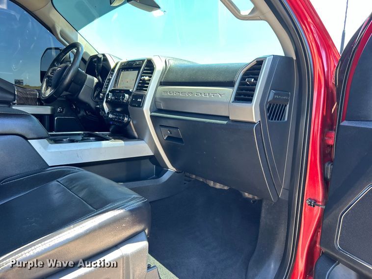 image for item DO6557 2019 Ford F250  Crew Cab pickup truck