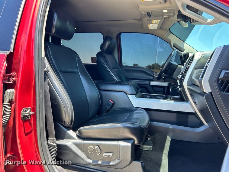 image for item DO6557 2019 Ford F250  Crew Cab pickup truck