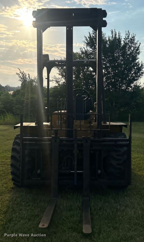 image for item DO6562 1999 Eagle Picher RC60 forklift