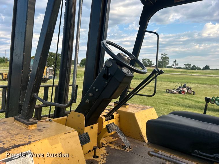 image for item DO6562 1999 Eagle Picher RC60 forklift