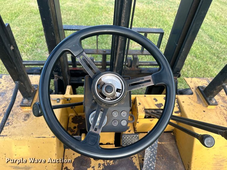 image for item DO6562 1999 Eagle Picher RC60 forklift