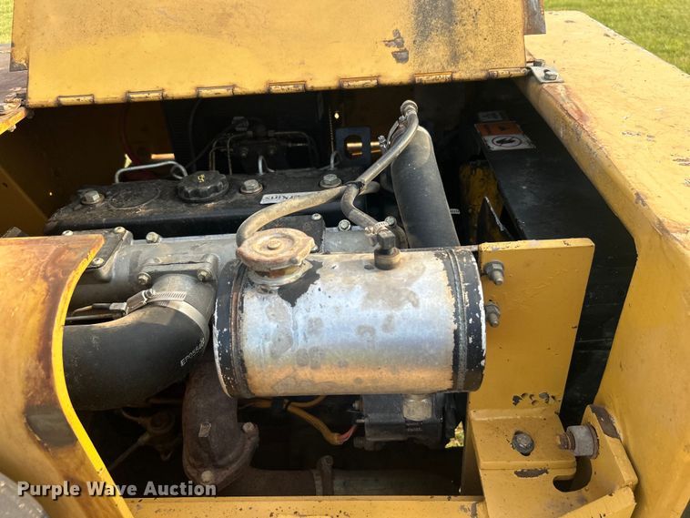 image for item DO6562 1999 Eagle Picher RC60 forklift