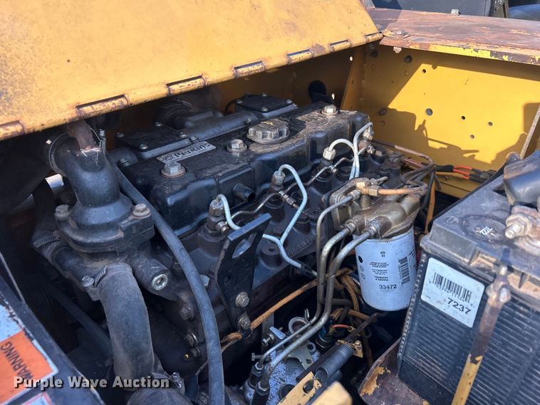 image for item DO6562 1999 Eagle Picher RC60 forklift