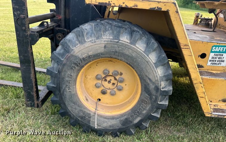 image for item DO6562 1999 Eagle Picher RC60 forklift