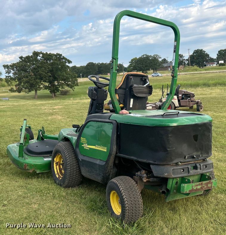 image for item DO6563 2004 John Deere 1435 lawn mower