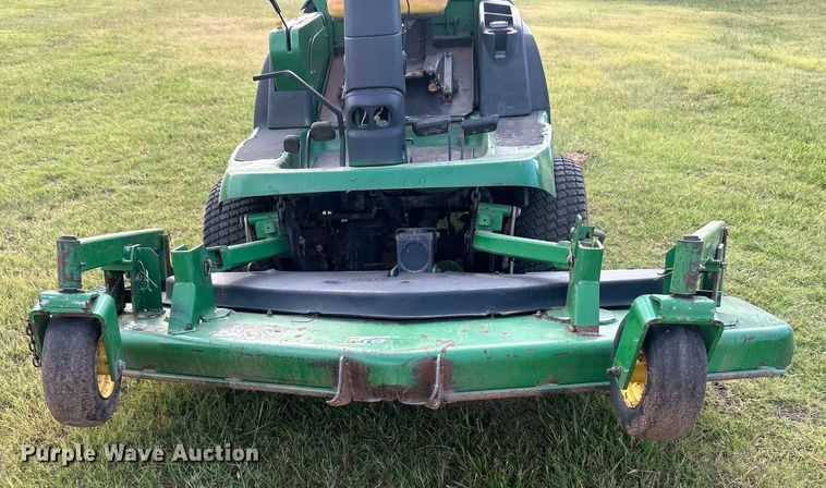 image for item DO6563 2004 John Deere 1435 lawn mower