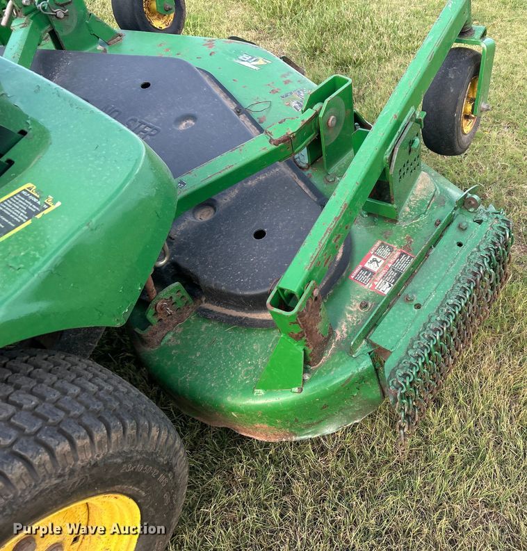 image for item DO6563 2004 John Deere 1435 lawn mower