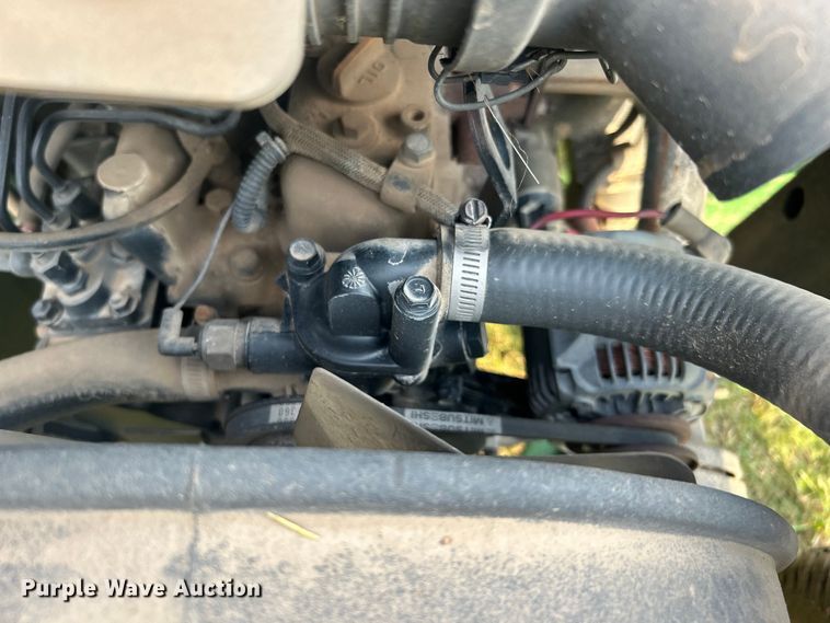 image for item DO6563 2004 John Deere 1435 lawn mower