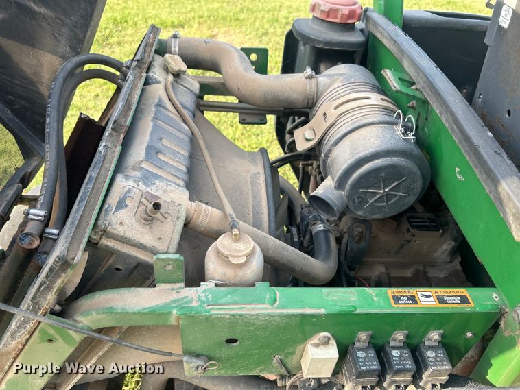 image for item DO6563 2004 John Deere 1435 lawn mower