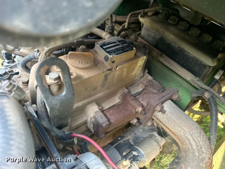 image for item DO6563 2004 John Deere 1435 lawn mower