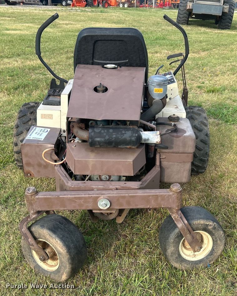 image for item DO6564 2000 Grasshopper 721D2 ZTR lawn mower