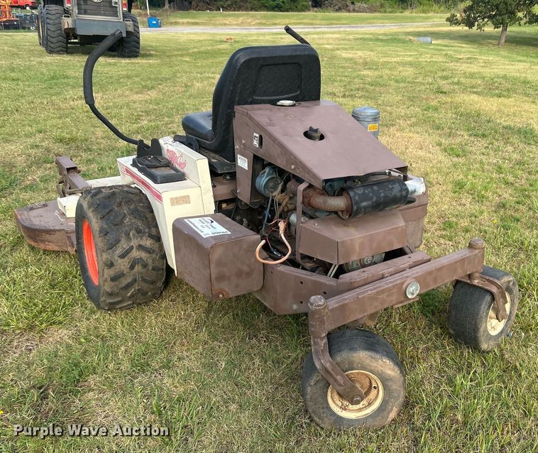 image for item DO6564 2000 Grasshopper 721D2 ZTR lawn mower