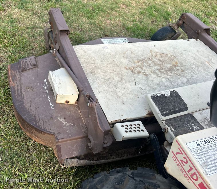 image for item DO6564 2000 Grasshopper 721D2 ZTR lawn mower