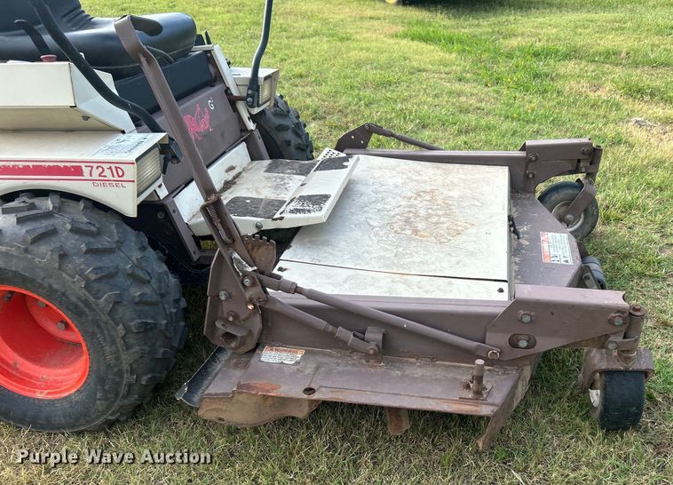 image for item DO6564 2000 Grasshopper 721D2 ZTR lawn mower