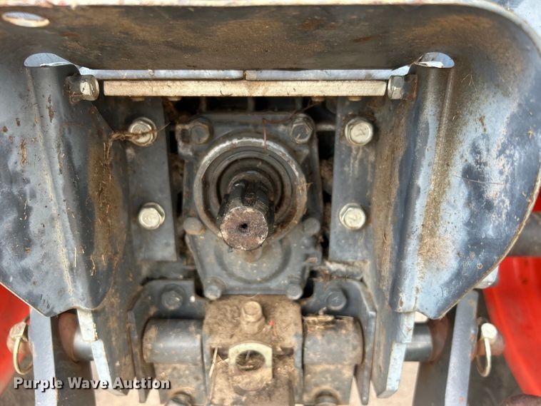 image for item DO6567 2011 Kubota B3300SU MFWD tractor